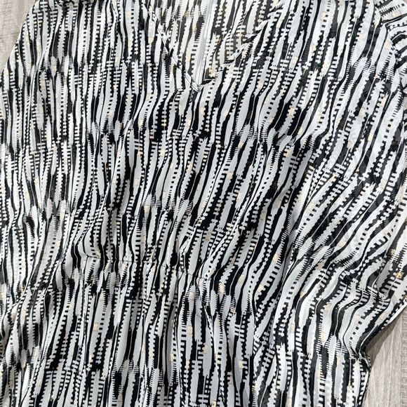 Express printed metallic dolman empire tunic/ dress ❤️ - Picture 3 of 7